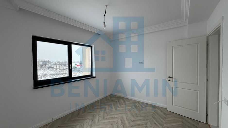 Casa P+1 Living-Bucatarie-3 Dormitoare-Toate utilitatile-Disponibila - Poză 8