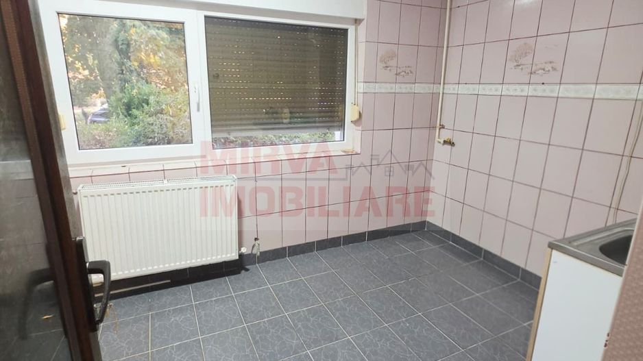 Apartament 2 camere de vanzare | Marasesti | an 1991 | Parter - Poză 5