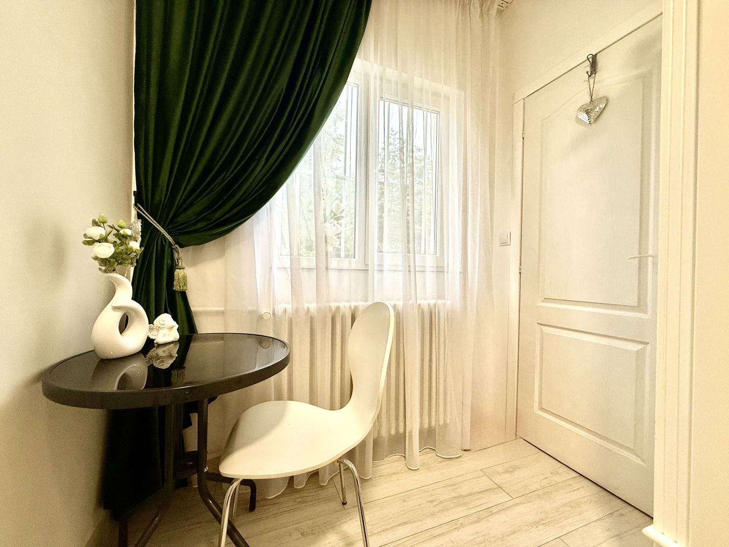 Apartament cu 1 cameră în zona centrală - Medicină - Poză 3