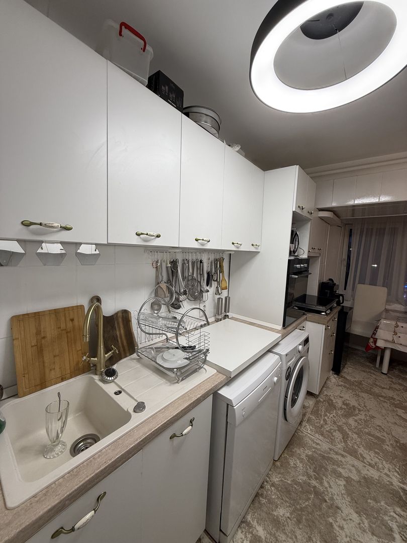 Ap 3 cam 90 mp -cu balcon - et 1- mobilat/utilat-langa Mega Mall - Poză 8