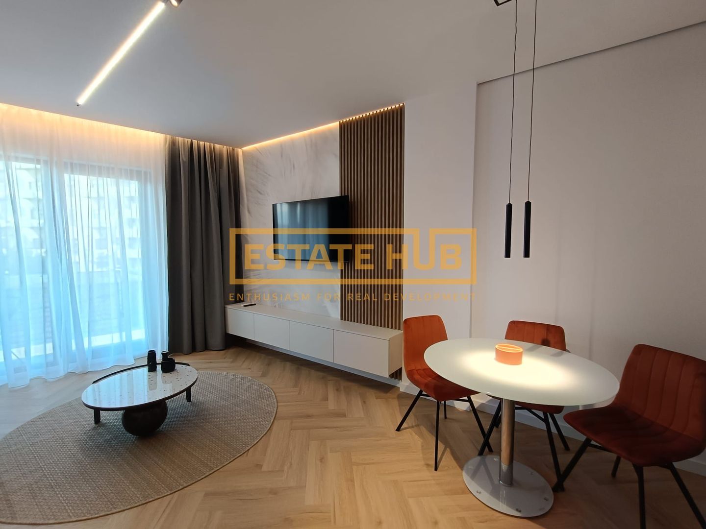 Prima inchiriere | Apartament 2 camere+parcare subterana | zona Centrală - Poză 1