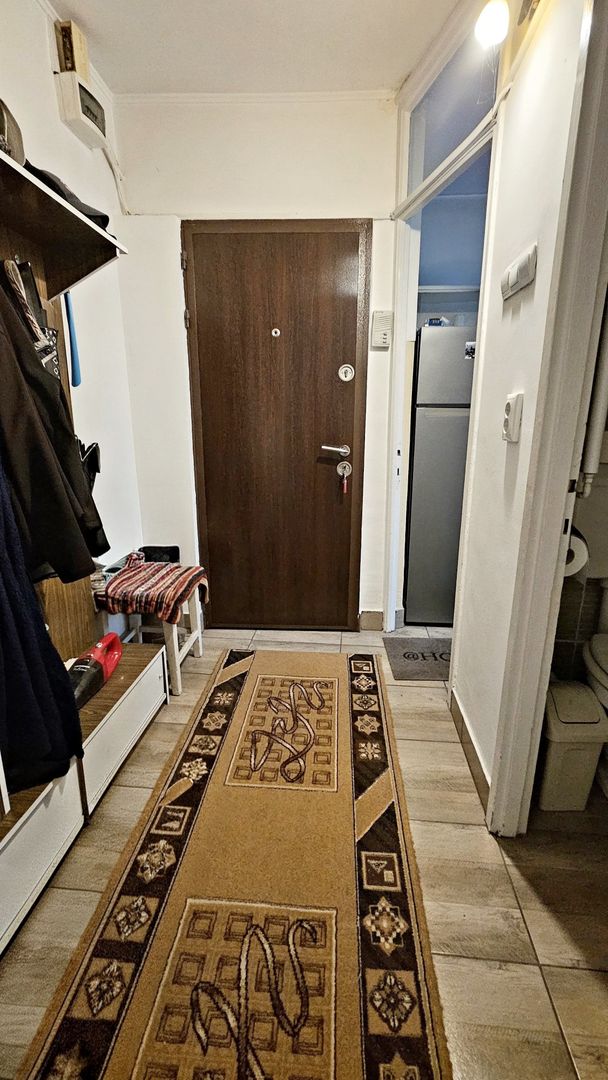 Garsonieră decomandată, etaj 2, balcon, bloc izolat – Astra, Str. Uranus - Poză 6