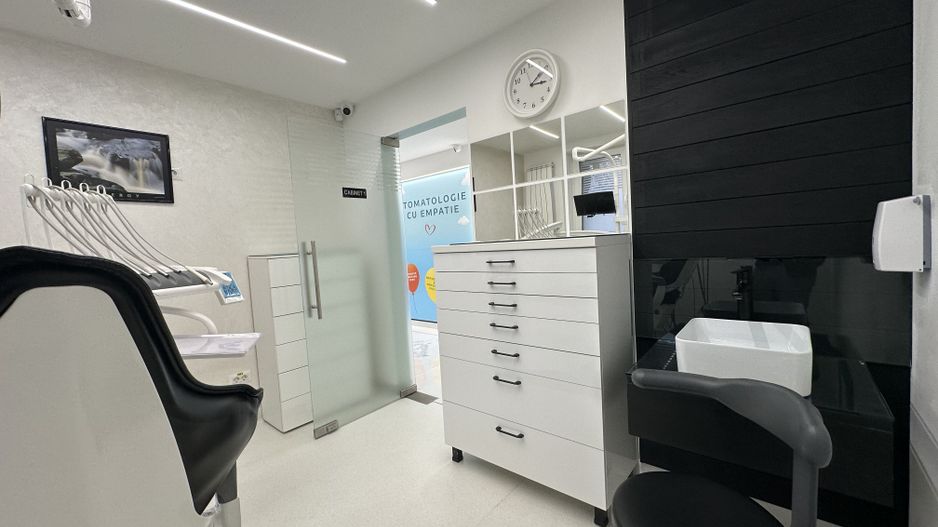 Clinica Stomatologica Premium – 2 Cabinete Complet Utilate – Metrou - Poză 15