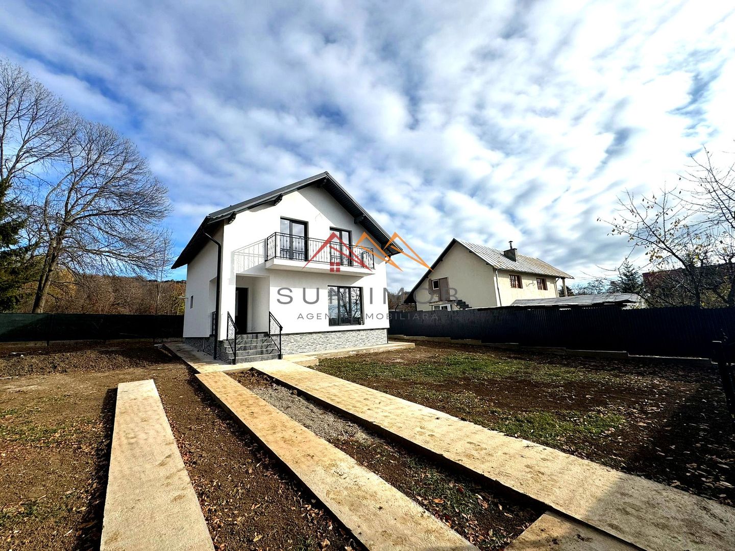 Casa noua, P+M, 4 camere, terasa, teren 550 m2, central, CORNU - Poză 2