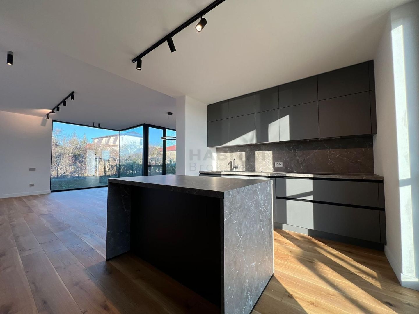 VILĂ DE LUX DE ÎNCHIRIAT | AMBER FOREST | TUNARI - Poză 6