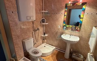 Casă de vânzare pe strada Tudor Vladimirescu - Poză 12