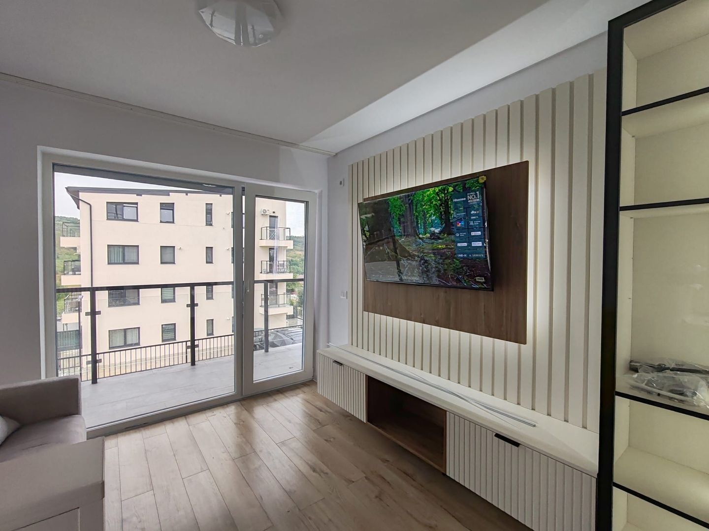 Ap 2 camere -86.20000euro cu loc parcare inclus-Rediu-Pacurari-Copou - Poză 1