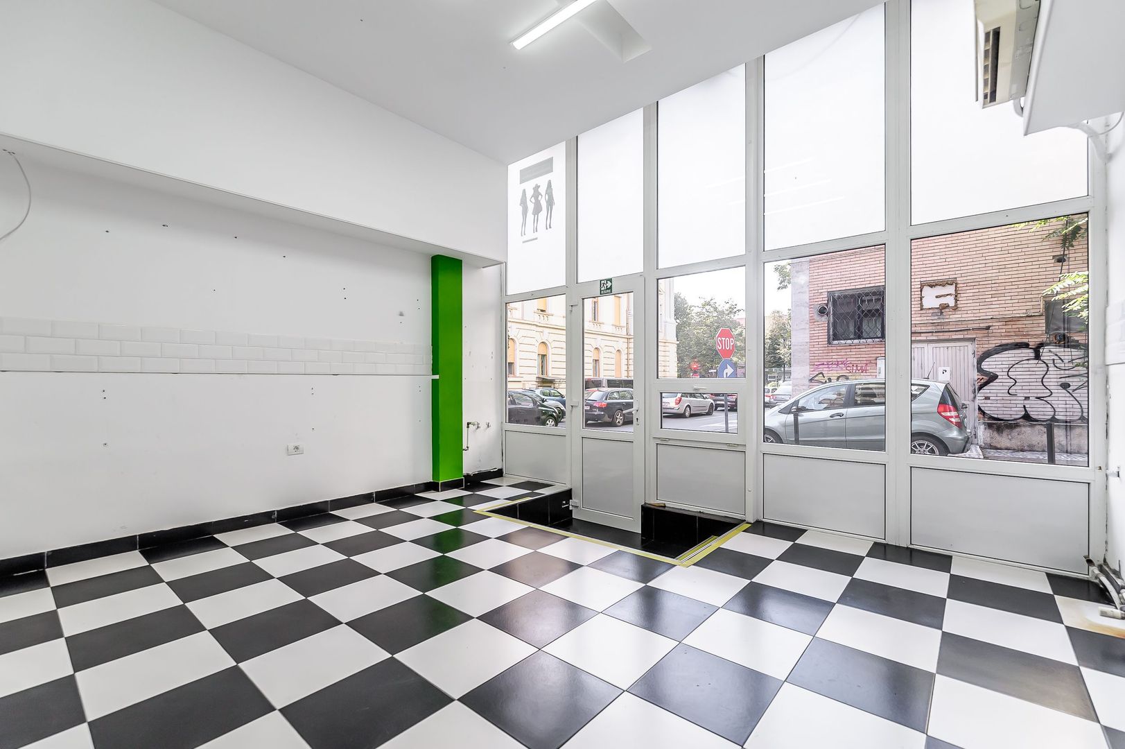 Închiriere Spațiu Comercial Central - Poză 2