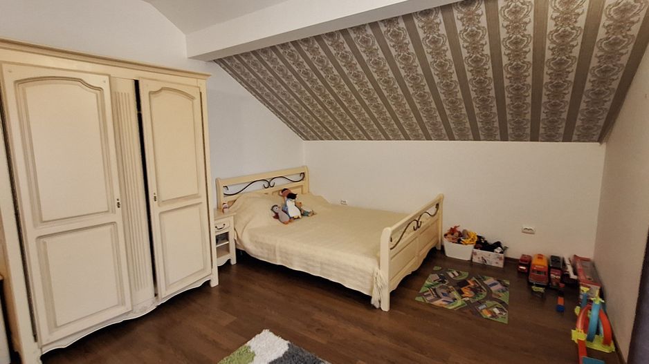 Casa individuala frumoasa si spatioasa in Giroc - Poză 37