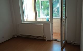 APARTAMENT CU 3 CAMERE DE VÂNZARE | MICRO 17 - Poză 5
