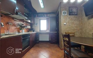 Apartament 3 camere, etaj 2, decomandat, zona Podgoria - Poză 3