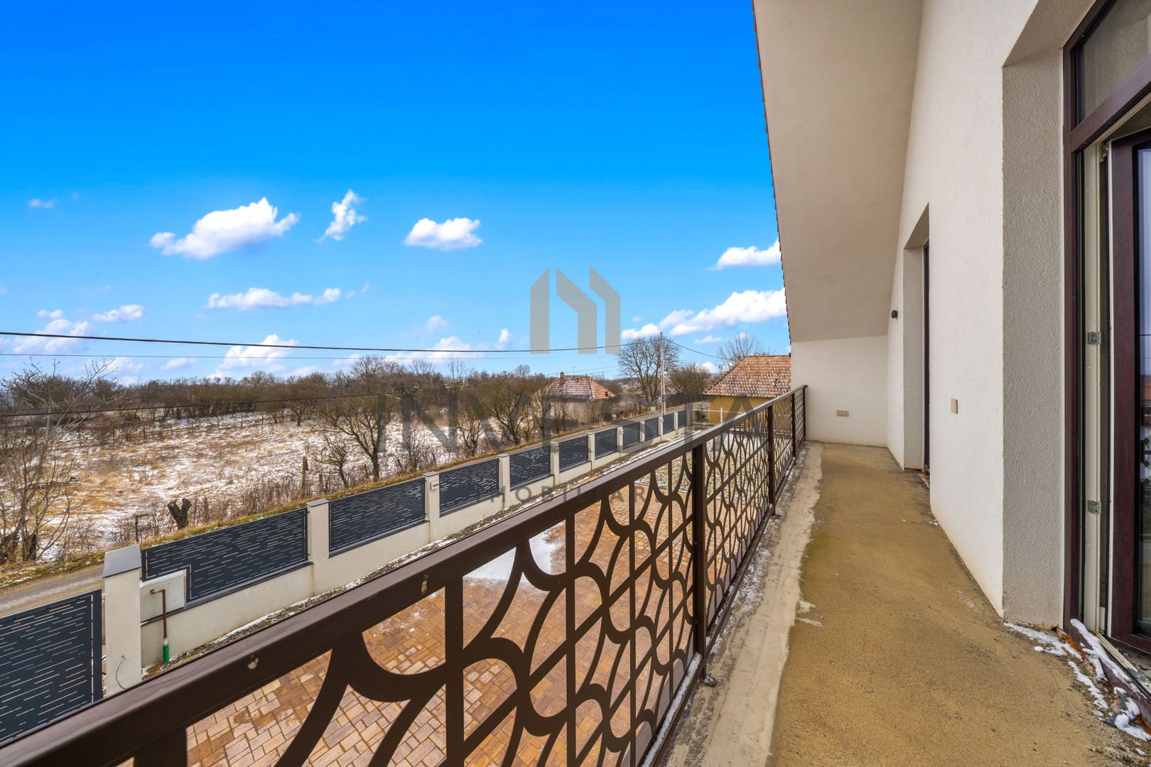 Casa individuala 256 mp utili, teren 2000 mp, Aiton, garaj dublu - Poză 15