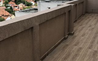 Apartament cu 4 camere de vânzare în zona Basarab - Poză 1