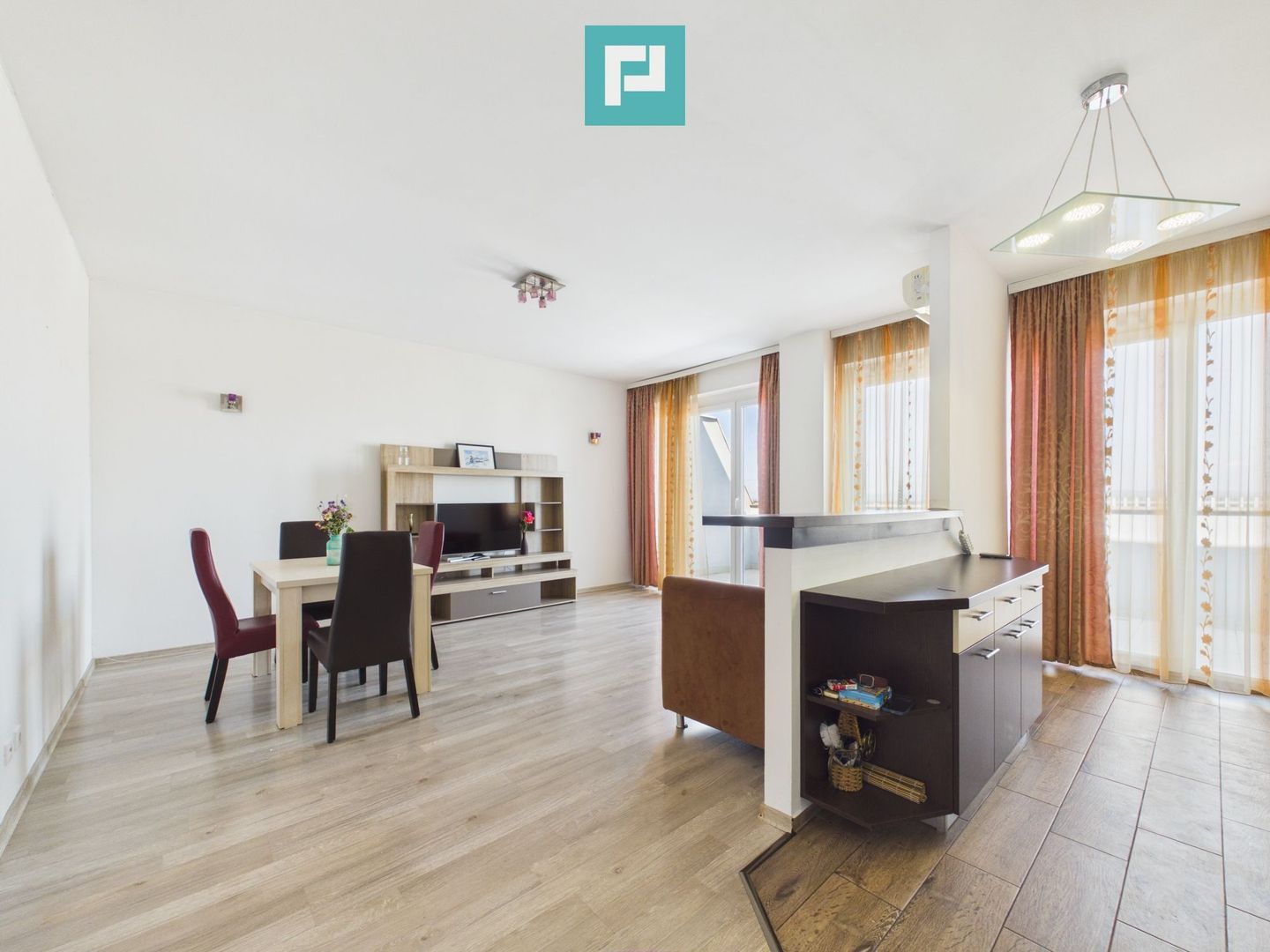 Apartament 3 camere de închiriat ARED UTA - Poză 4