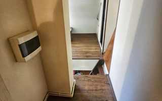 Casa P+1E+M, cu 5 camere în Cantacuzino – ideală birouri sau locuință - Poză 44