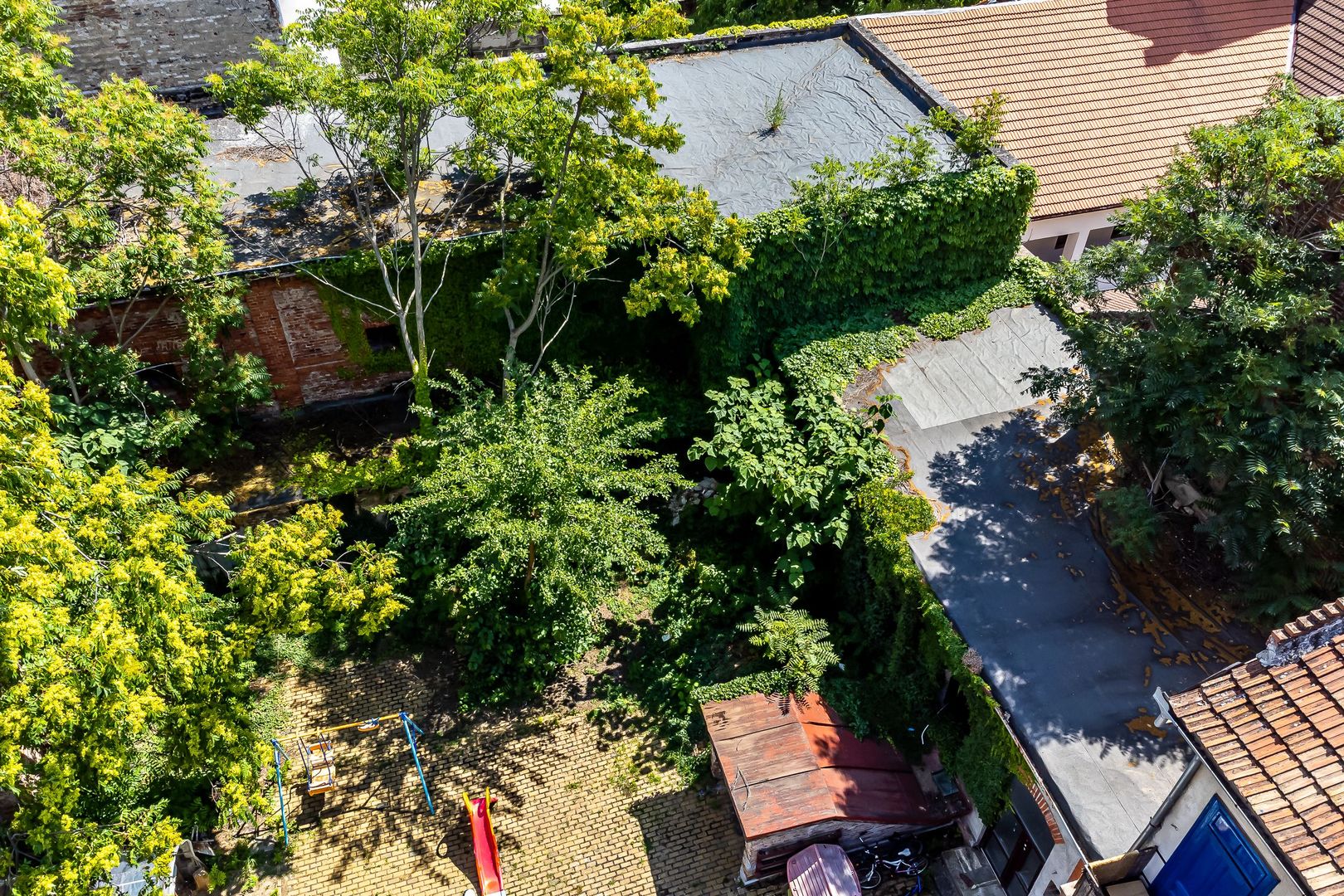 Anexă cu teren pe Strada Mețianu - Poză 3