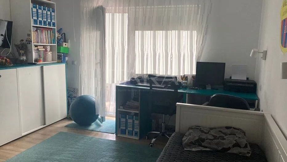 2 camere moderne, mobilate complet, cu parcare inclusă – gata de mutat - Poză 5