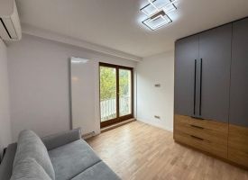 Apartament 3 camere de vanzare - Primaverii - Poză 3