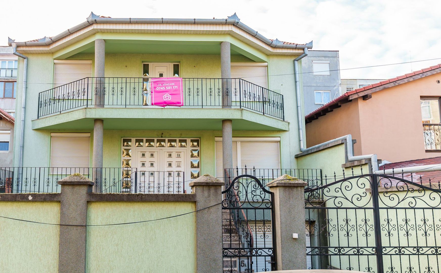 VÂNDUT! Casă cu destinații multiple în cartierul Aurel Vlaicu - Poză 8