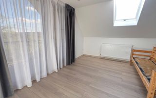 Casa de vanzare la 13 km de Onesti - Poză 16