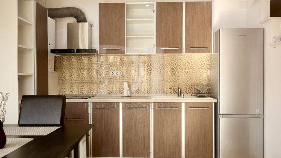 Apartament 3 camere / Parcare / Zona accesibila - Poză 2