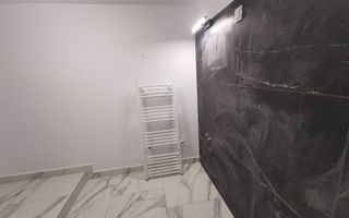 De vanzare -spatiu birouri 2 camere - Centru - Poză 19