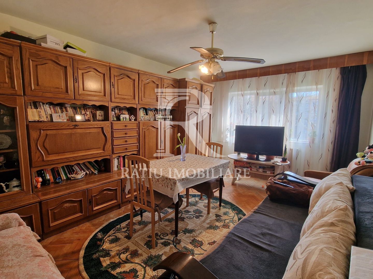 Apartament cu 3 camere | Xenopol | Oradea - Poză 1