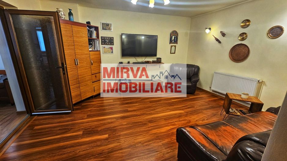 Casa P+1E+M, cu 5 camere în Cantacuzino – ideală birouri sau locuință - Poză 29