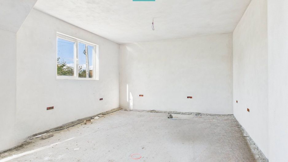 Casă cu panoramă spre dealurile Șiriei - Poză 3