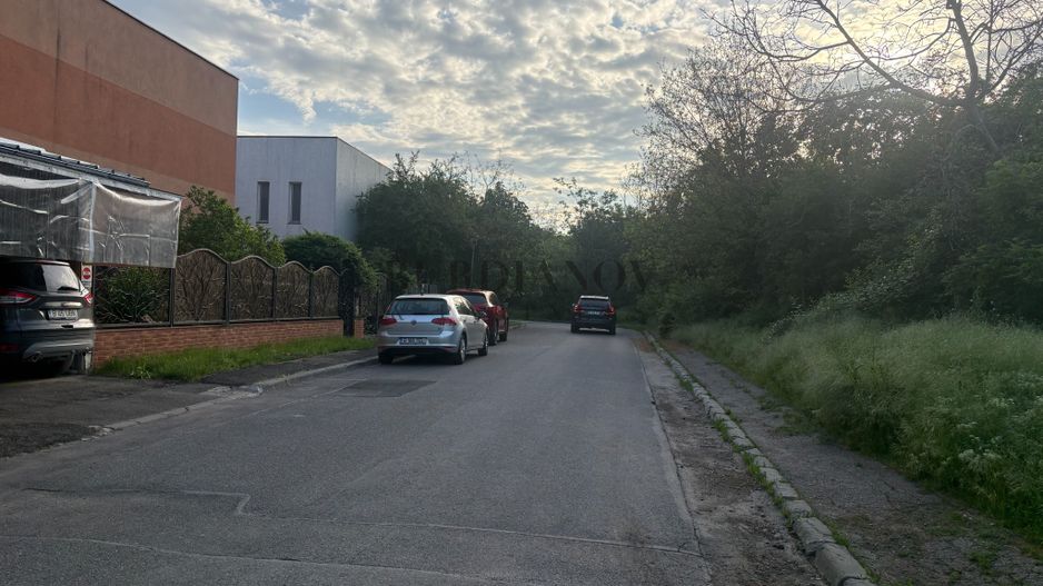 Apartament cu 2 camere de închiriat - metrou Valea Ialomiței - Poză 18