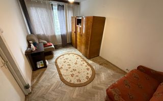 Apartament 2 Camere - Semidecomandat - Zona Podu Ros - Poză 3