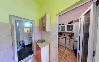 Liniste si aer curat - casa in zona pitoreasca Voiniceni, Mures - Poză 12