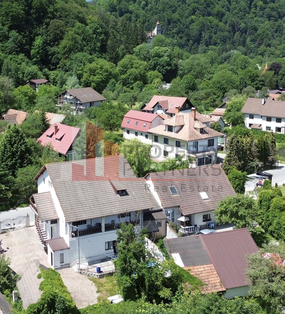 Pensiune lângă Castelul Bran | 9 camere | Pregătită pentru activitate - Poză 20