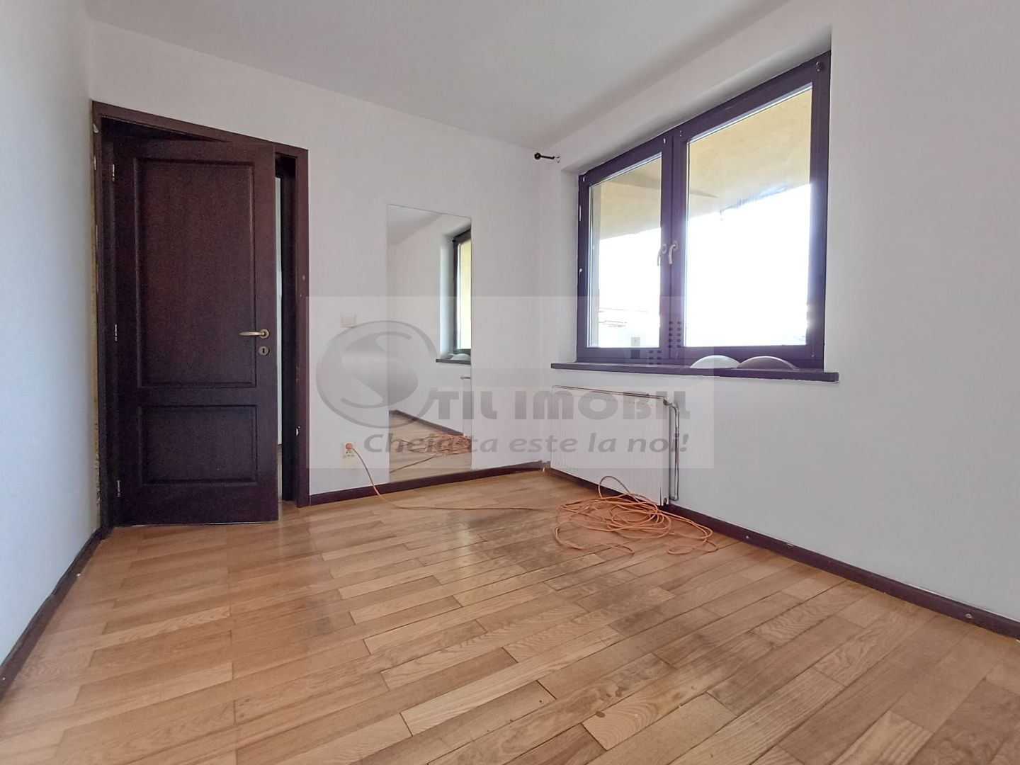 Casă spațioasă 5 camere | Valea Ursului La stradă principală | - Poză 7