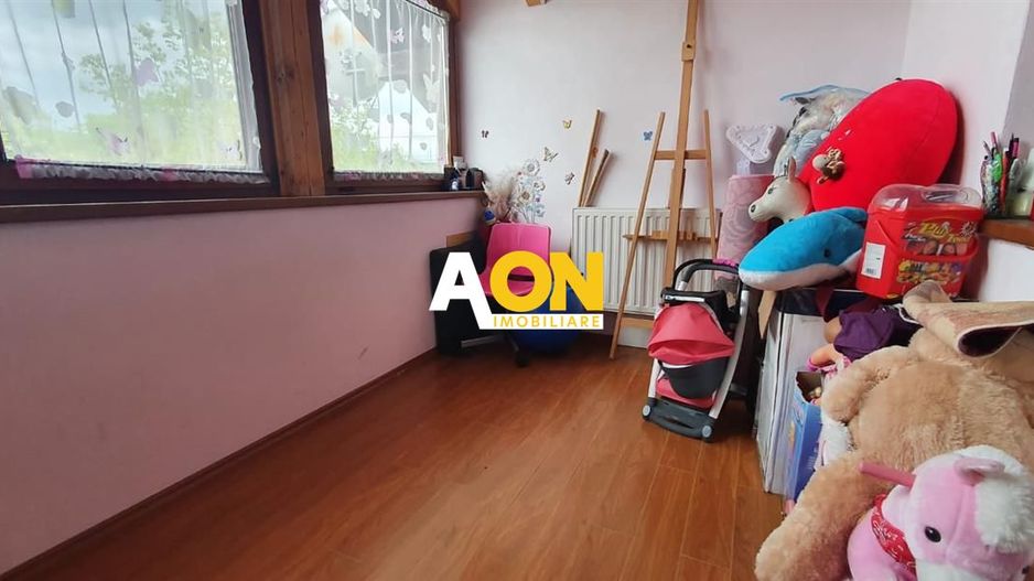 Casa de vanzare, 4 camere, 2 terase, garaj, 849 mp teren, Oarda de Jos - Poză 13