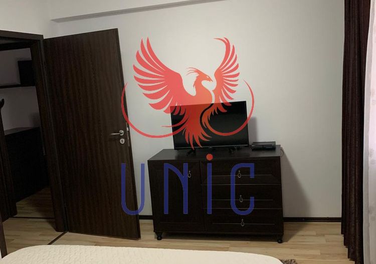 Apartament ultracentral - 3 camere semidecomandate - 500 Euro - Poză 2