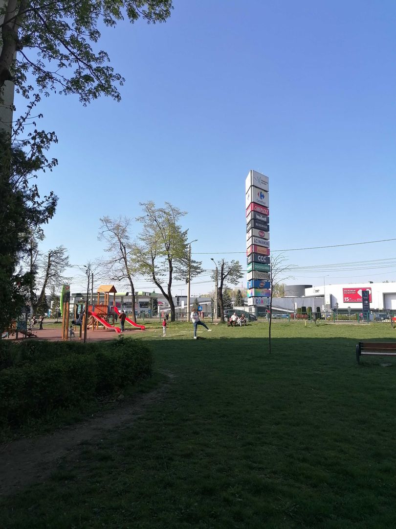 BRASADAS vinde ap 2 cam PARTER Careiului LIDL. - Poză 1