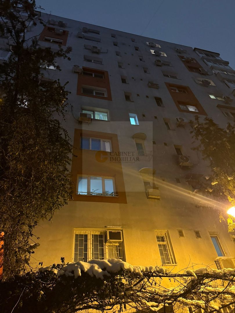 Garsoniera | Victoriei | Bloc 1974 | Creditabil - Poză 11