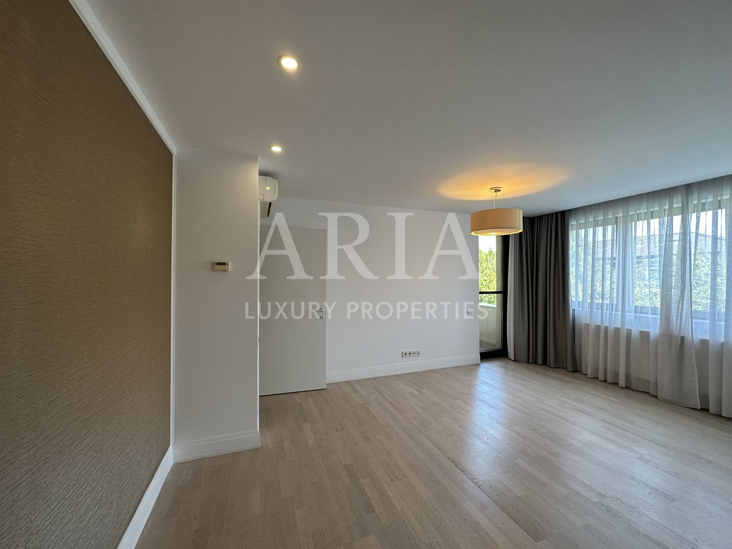 OXFORD GARDENS -  LUXURY GATED COMMUNITY - POOL - TENNIS COURT - PLAYGROUND - Poză 8