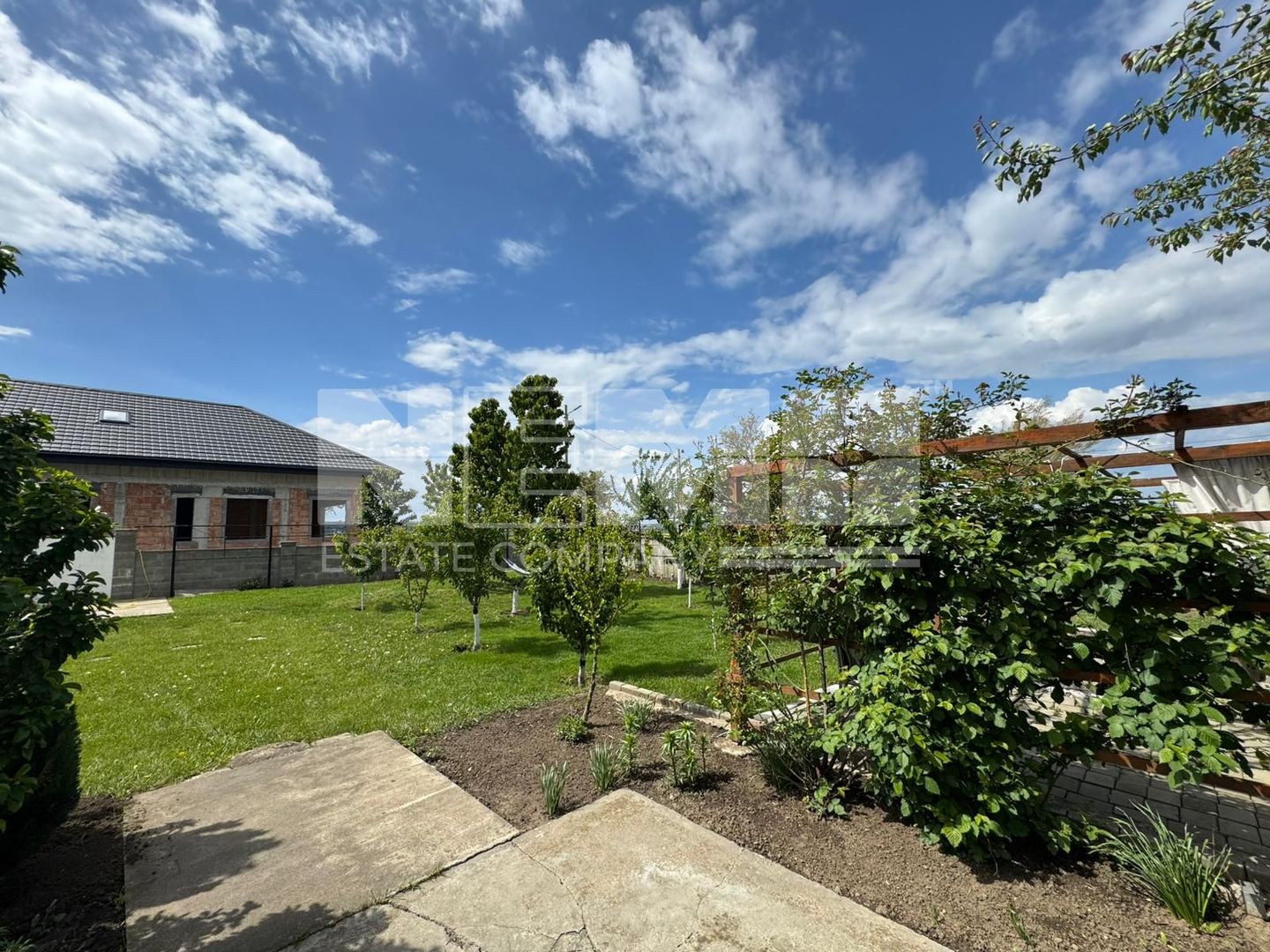 CASĂ DE VÂNZARE | LUNCUȘOARA, UDEȘTI, JUDEȚUL SUCEAVA | PREȚ: 350.000€ - Poză 6