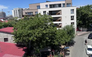 Apartament cu 3 camere de vanzare, centrala proprie - Mihai Bravu - Poză 25