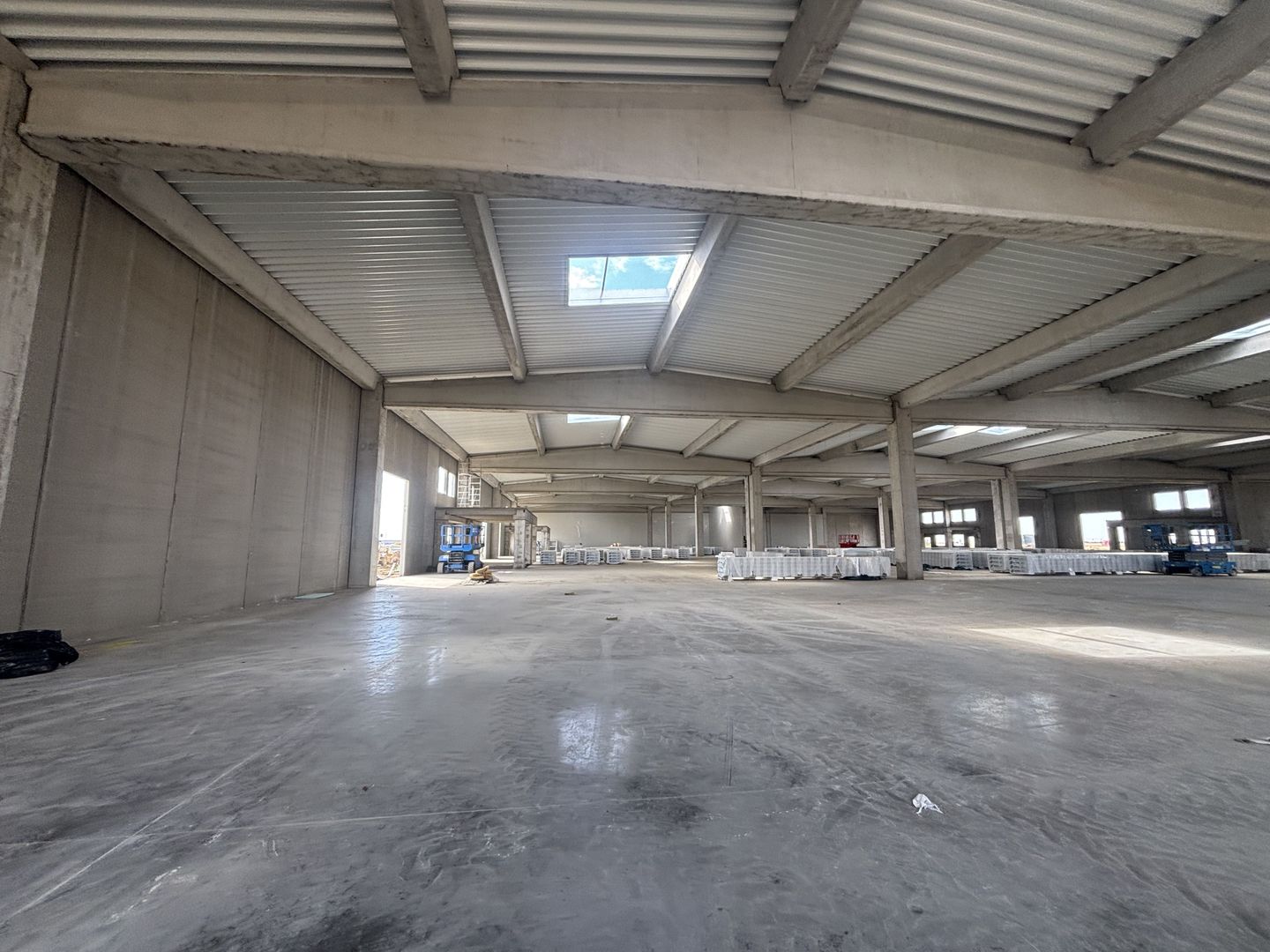 Spatiu de productie si depozitare 885 mp - Poză 12