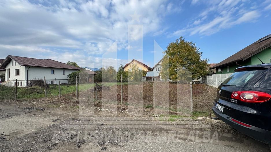 Teren intravilan de vanzare, Cetate - Poză 1