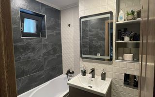 Apartament 2 Camere - Targu Ocna - Renovat - Mobilat - Poză 10