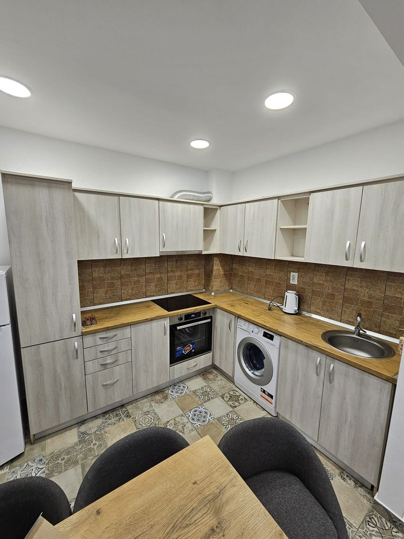 Ap cu 2 dormitoare de închiriat–Ultracentral, Oradea(zona Iuliu Maniu) - Poză 2