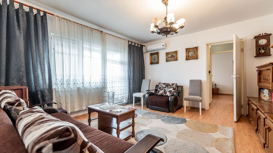 Apartament 2 camerel, bloc V8,  Zona 6 Vânători. - Poză 4