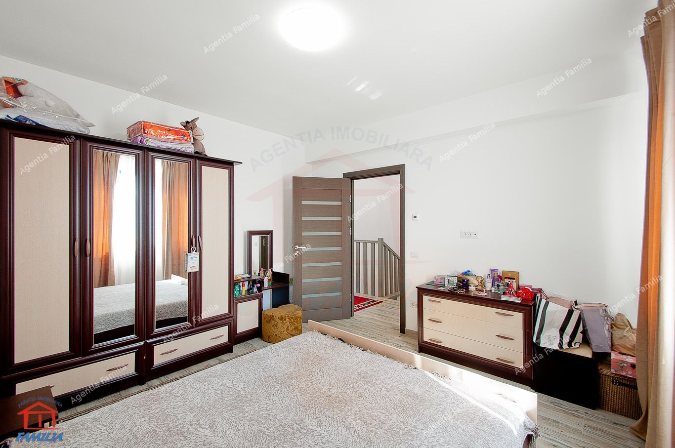 Vanzare vila modernă în Galati, cartierul Arcașilor, mobilata si utila - Poză 19