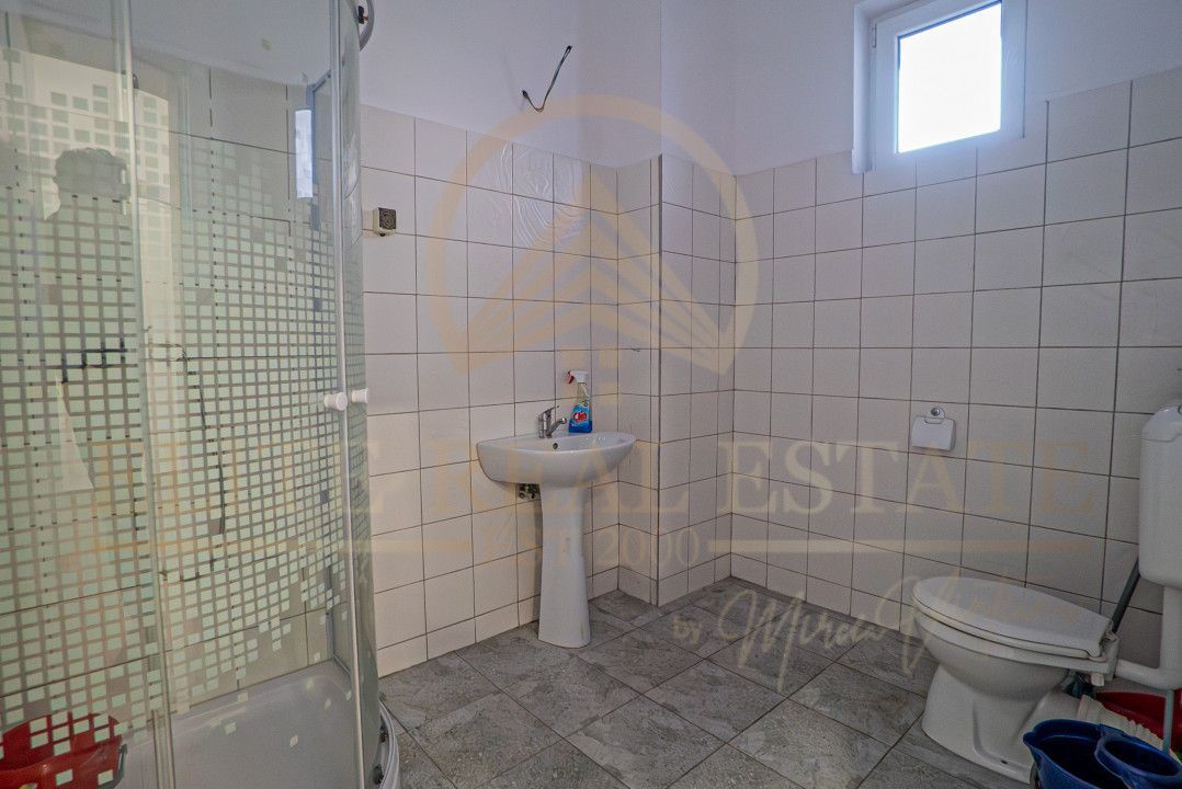 Statiunea Mamaia - Hotel Opera - Spatiu comercial. - Poză 14