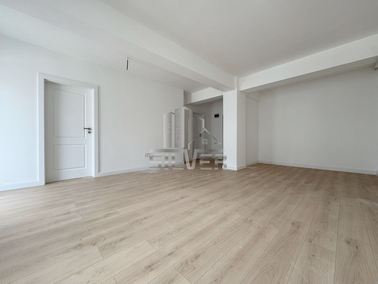 Apartament cu 2 camere/52 MP/Zona Terra. - Poză 4