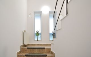 Casa de vanzare in Cartierul Europa-liniste, spartiu, confort - Poză 6